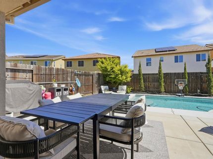 5362 Seal Beach Way, Sacramento, CA 95835 Photo