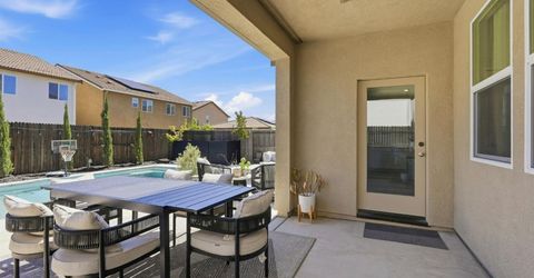 5362 Seal Beach Way, Sacramento, CA 95835 Photo