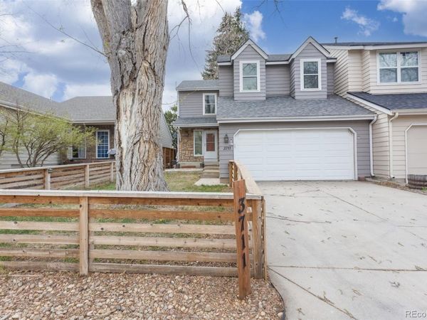 3711 S Espana Way, Aurora, CO 80013