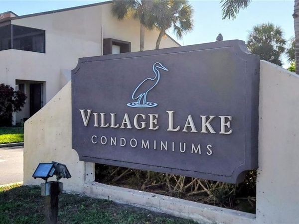 890 N VILLAGE DRIVE N, Unit 204, ST PETERSBURG, FL 33716