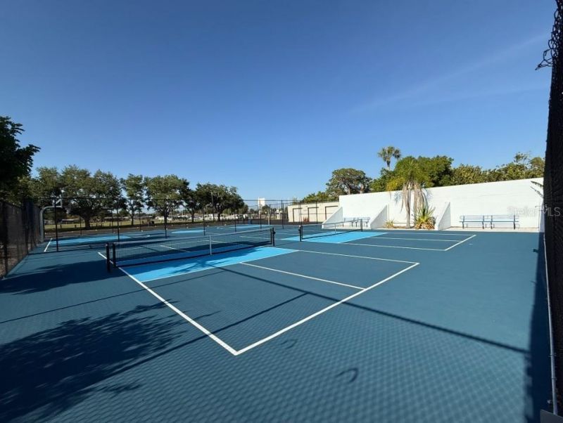 6631 Renssalaer Drive, Bradenton, FL 34207 Photo