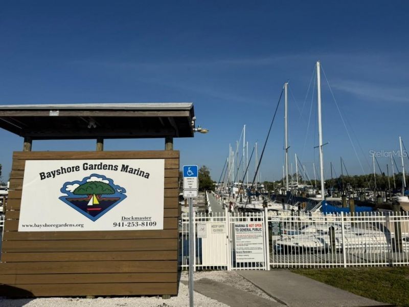 6631 Renssalaer Drive, Bradenton, FL 34207 Photo