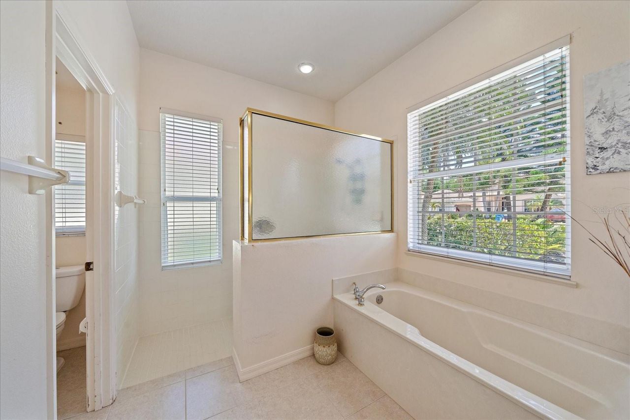 7220 Southgate Court, Sarasota, FL 34243 Photo