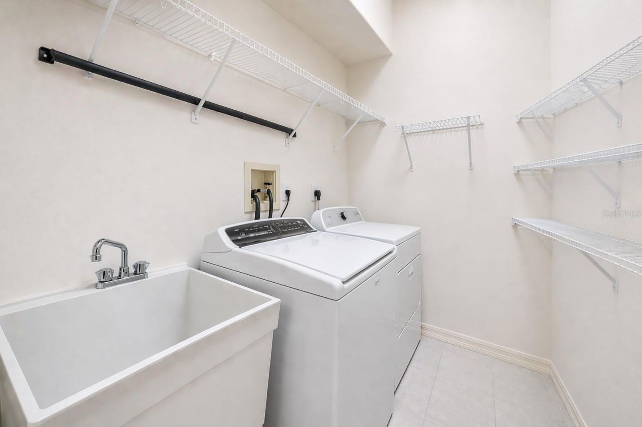 7220 Southgate Court, Sarasota, FL 34243 Photo