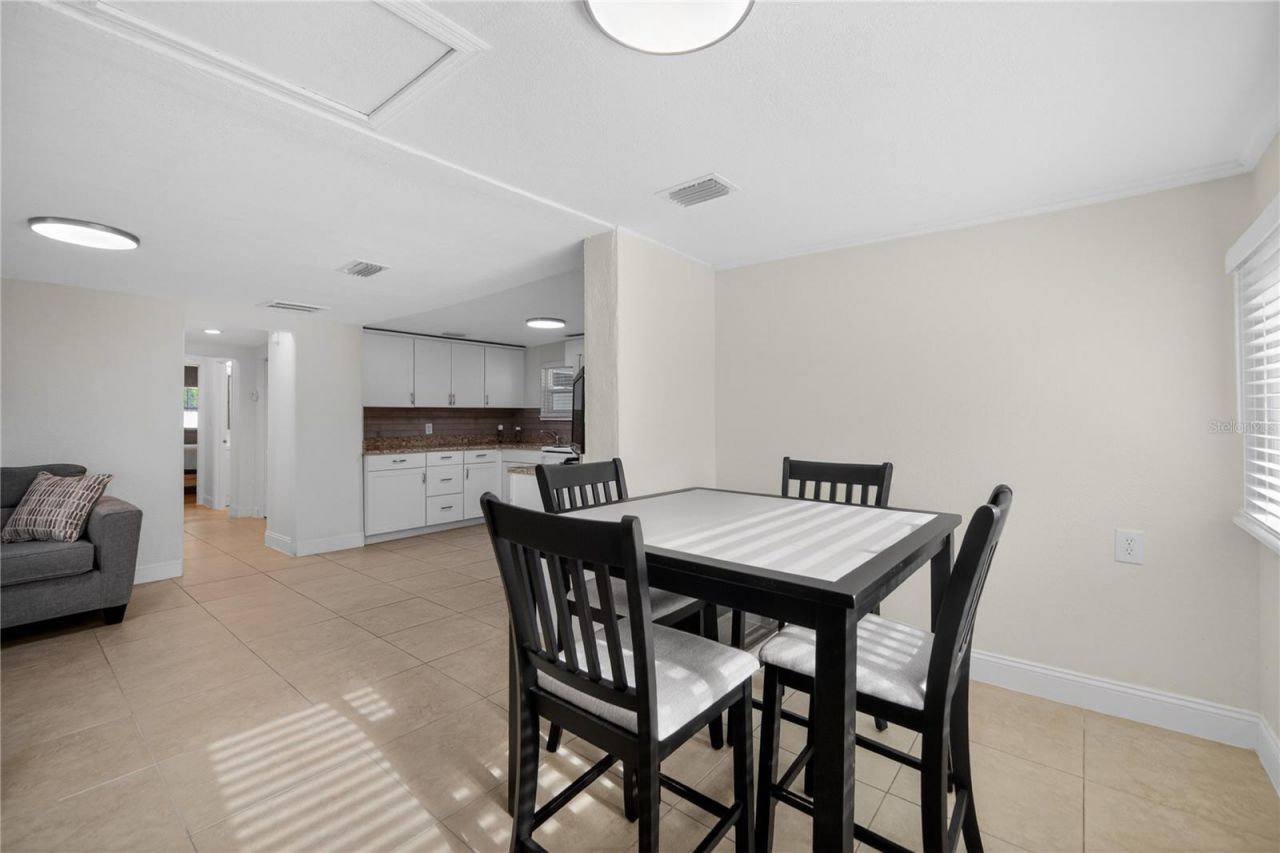2280 Norwell Avenue, Orlando, FL 32806 Photo