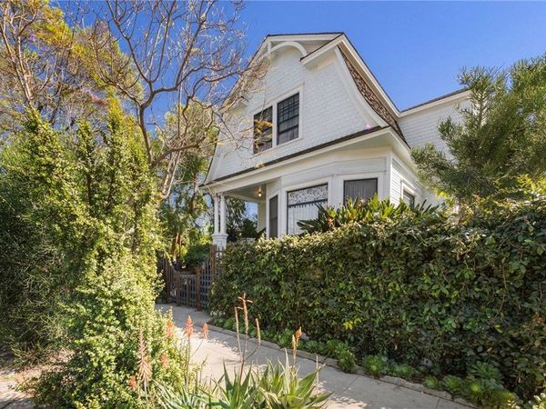 628 W 10th Street, Long Beach, CA 90813