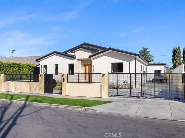 19539 Mobile Street, Reseda, CA 91335
