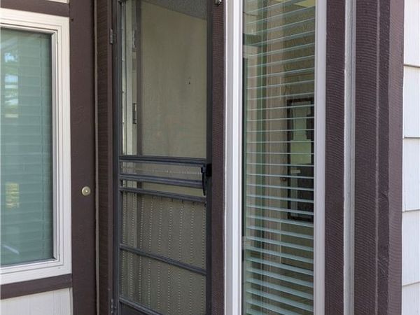 1637 English, Corona, CA 92879