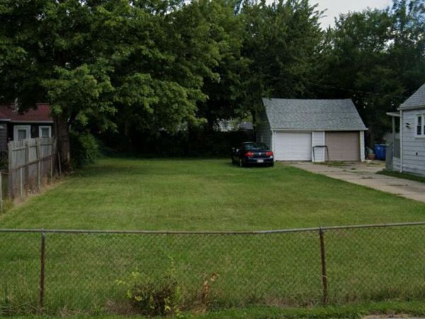 23564 Bolam Avenue, Warren, MI 48089