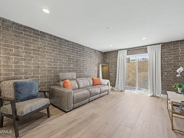 4925 N 73RD Street, Unit 16, Scottsdale, AZ 85251