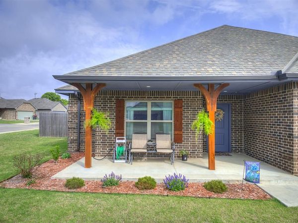 20547 N Santa Fe Avenue, Harrah, OK 73045