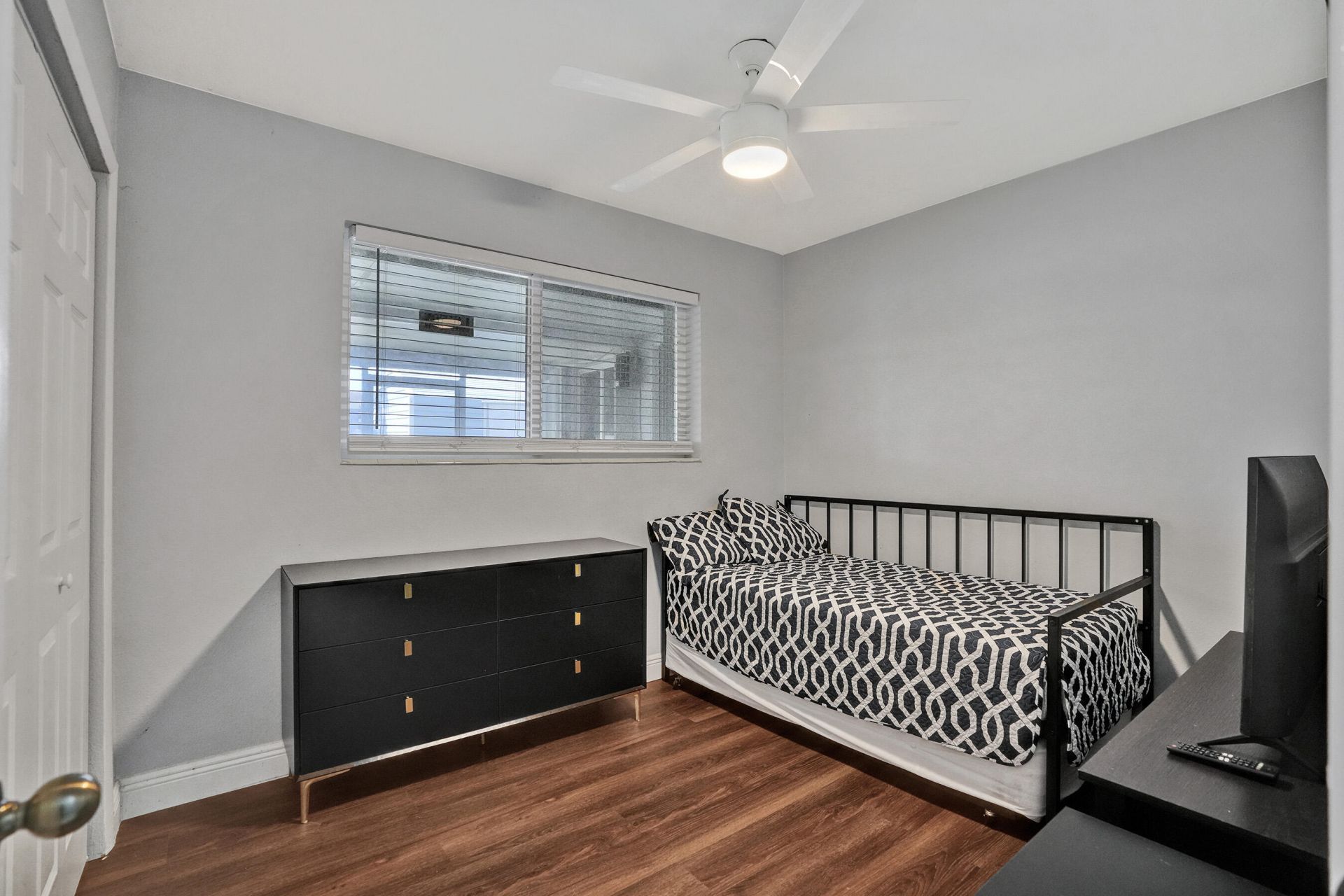 2320 NW 191st Terrace, Miami Gardens, FL 33056 Photo