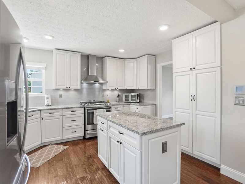 5598 Barney Drive, Dublin, OH 43016 Photo 12