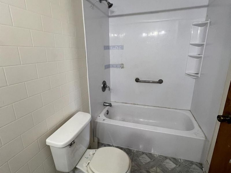 1710 Walnut, Fostoria, OH 44830 Photo 13