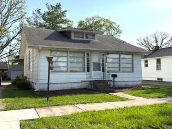 405 E 4th Street, O'Fallon, IL 62269