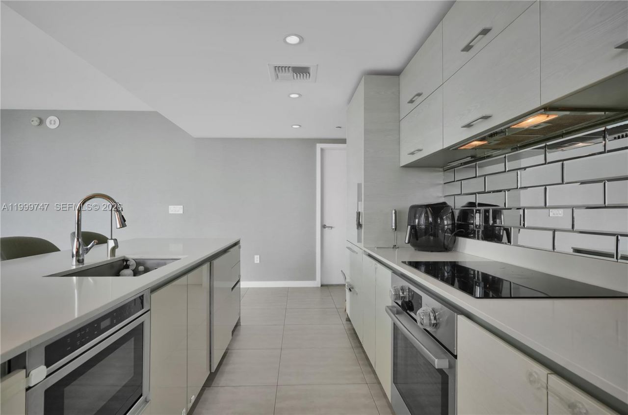 1300 S Miami Ave, Unit 2705, Miami, FL 33130 Photo