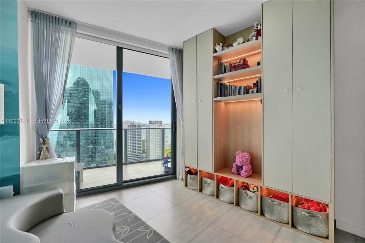 1300 S Miami Ave, Unit 2705, Miami, FL 33130 Photo