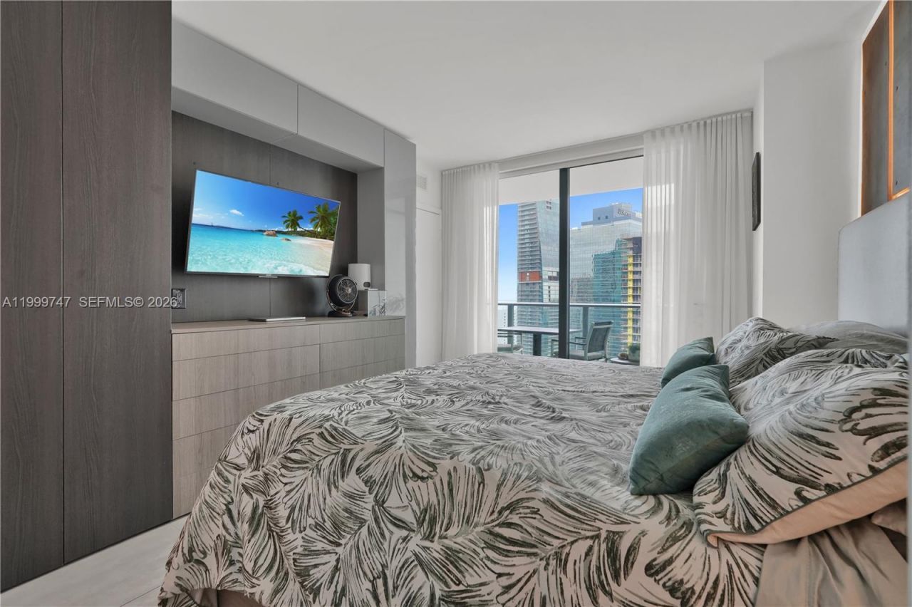 1300 S Miami Ave, Unit 2705, Miami, FL 33130 Photo