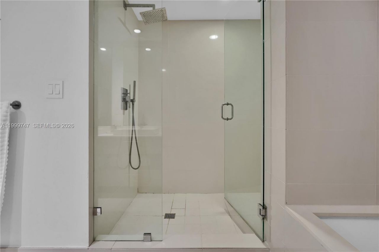 1300 S Miami Ave, Unit 2705, Miami, FL 33130 Photo