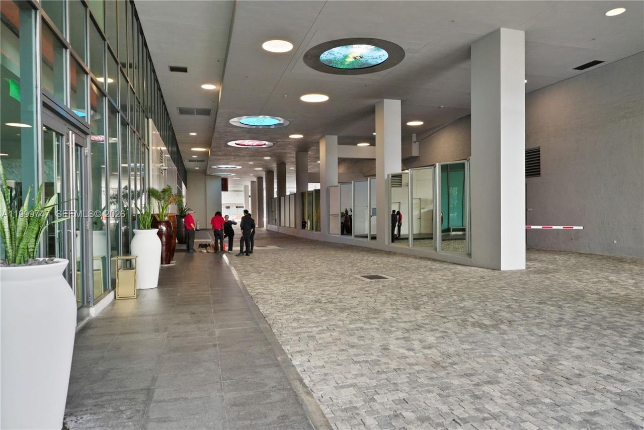 1300 S Miami Ave, Unit 2705, Miami, FL 33130 Photo