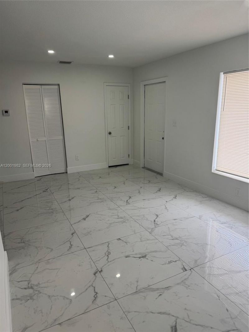 19710 NW 46th Ave, Unit 1, Miami Gardens, FL 33055 Photo