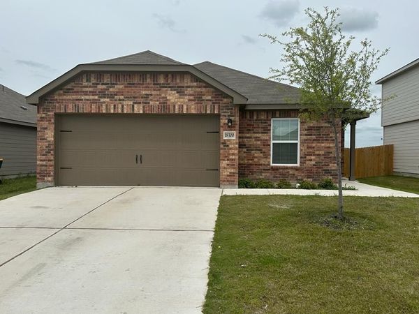 18300 SPECULATOR LN, Elgin, TX 78621