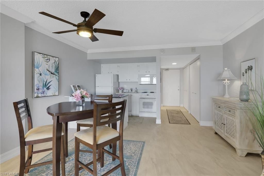 1 Bluebill Ave, Unit 711, Naples, FL 34108 Photo