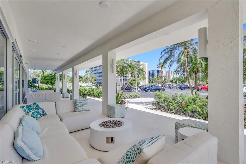 1 Bluebill Ave, Unit 711, Naples, FL 34108 Photo