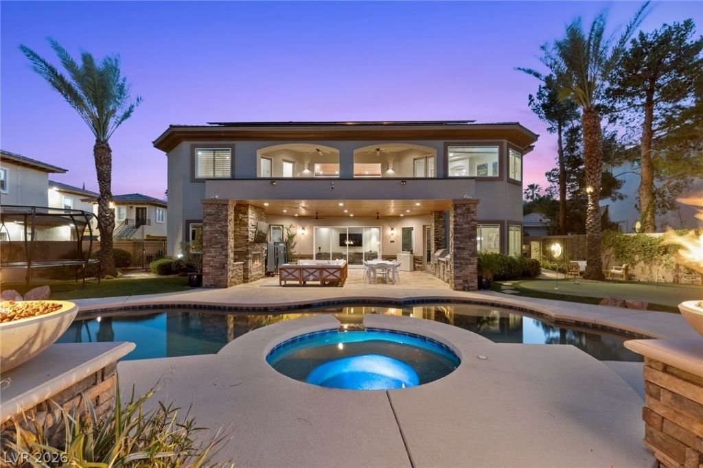 712 Canyon Greens Drive, Las Vegas, NV 89144