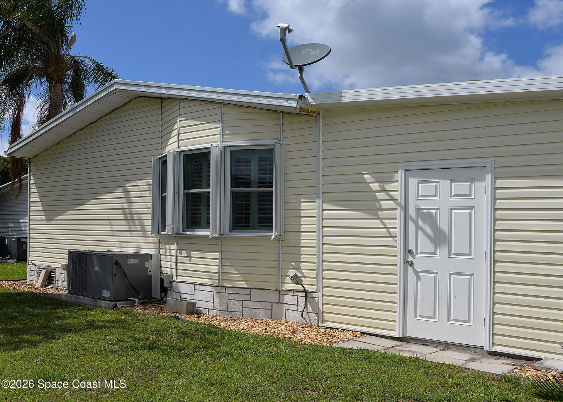 567 Dolphin Circle, Barefoot Bay, FL 32976 Photo