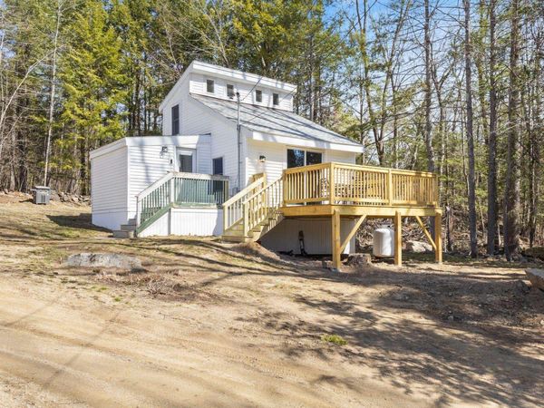 322 Long Shores Drive, Barrington, NH 03825
