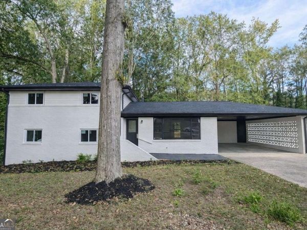 3211 Thrasher Circle, Decatur, GA 30032