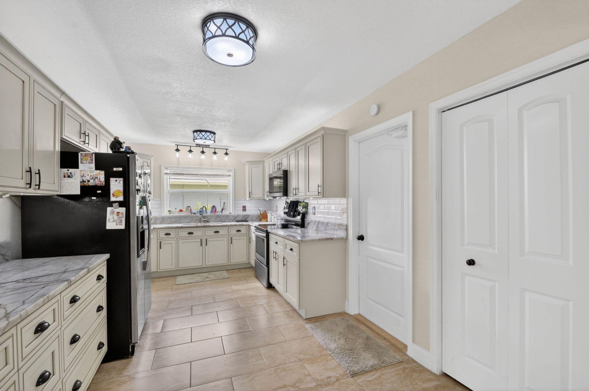 1262 Essex Drive, Wellington, FL 33414 Photo