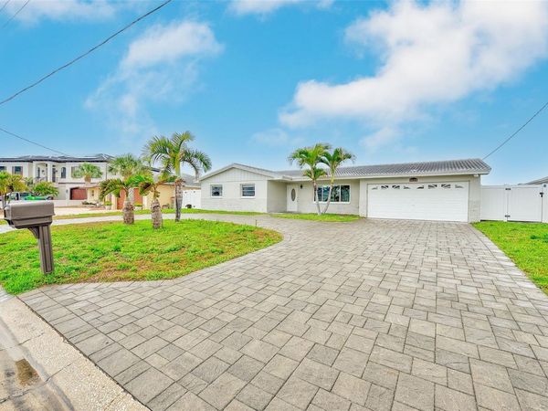 5434 OAKHURST DRIVE , SEMINOLE, FL 33772