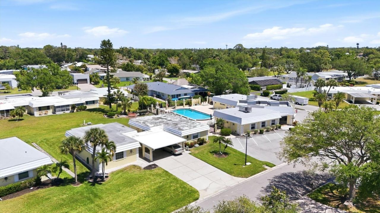 5887 Tidewood Avenue, Unit 2, Sarasota, FL 34231 Photo