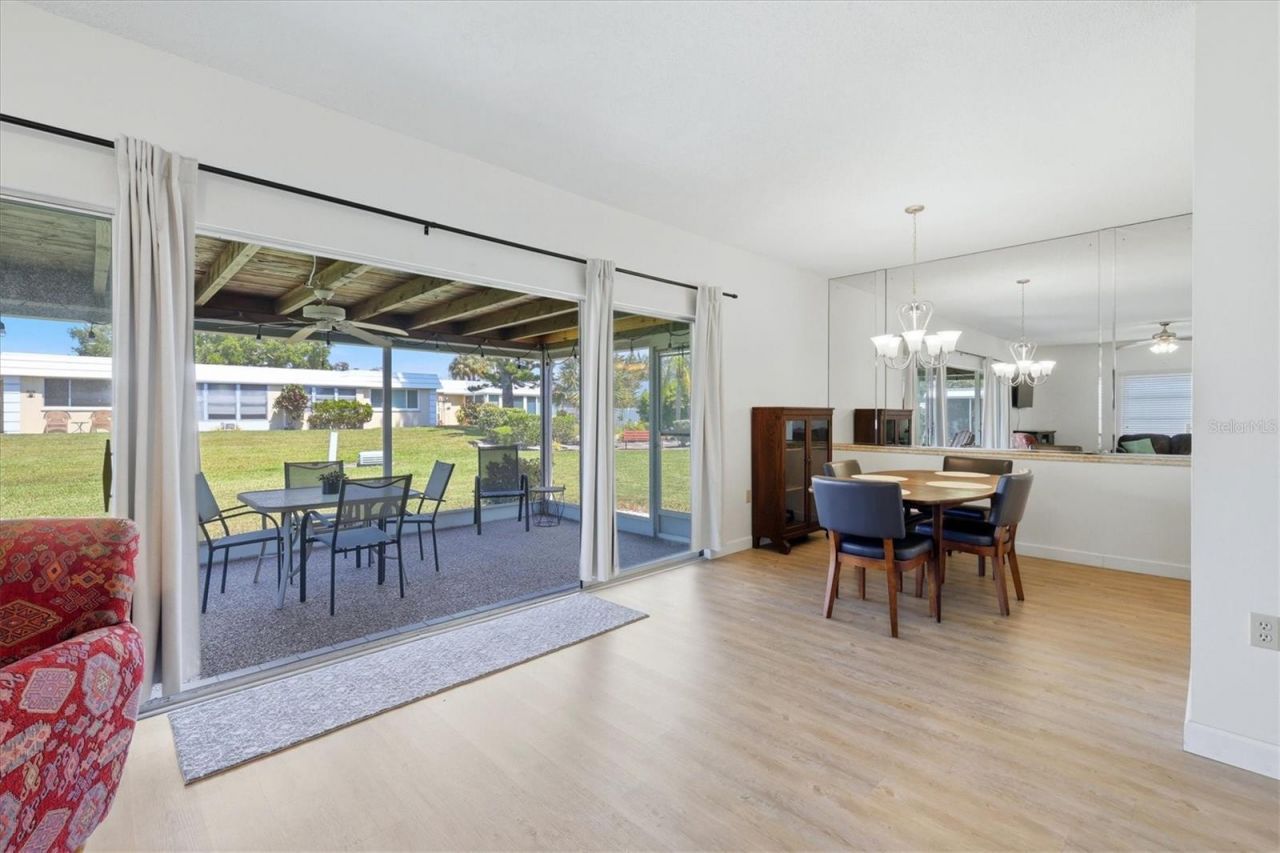 5887 Tidewood Avenue, Unit 2, Sarasota, FL 34231 Photo