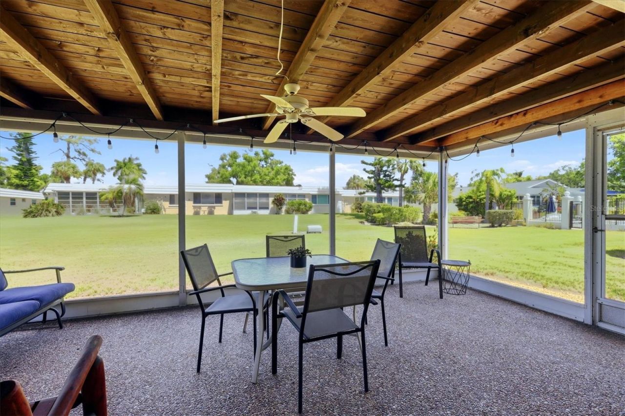 5887 Tidewood Avenue, Unit 2, Sarasota, FL 34231 Photo