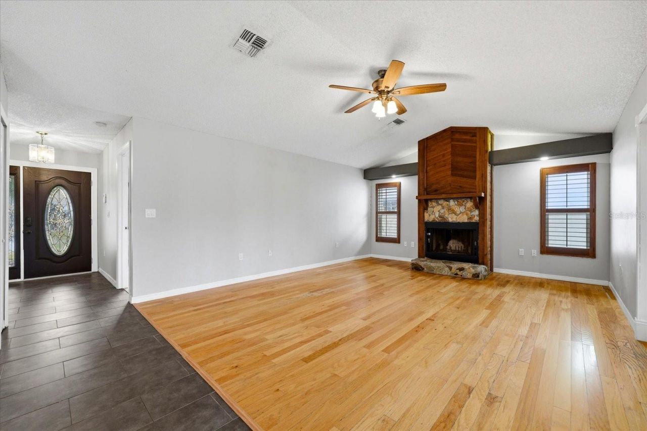 12836 Pineway Drive, Largo, FL 33773 Photo