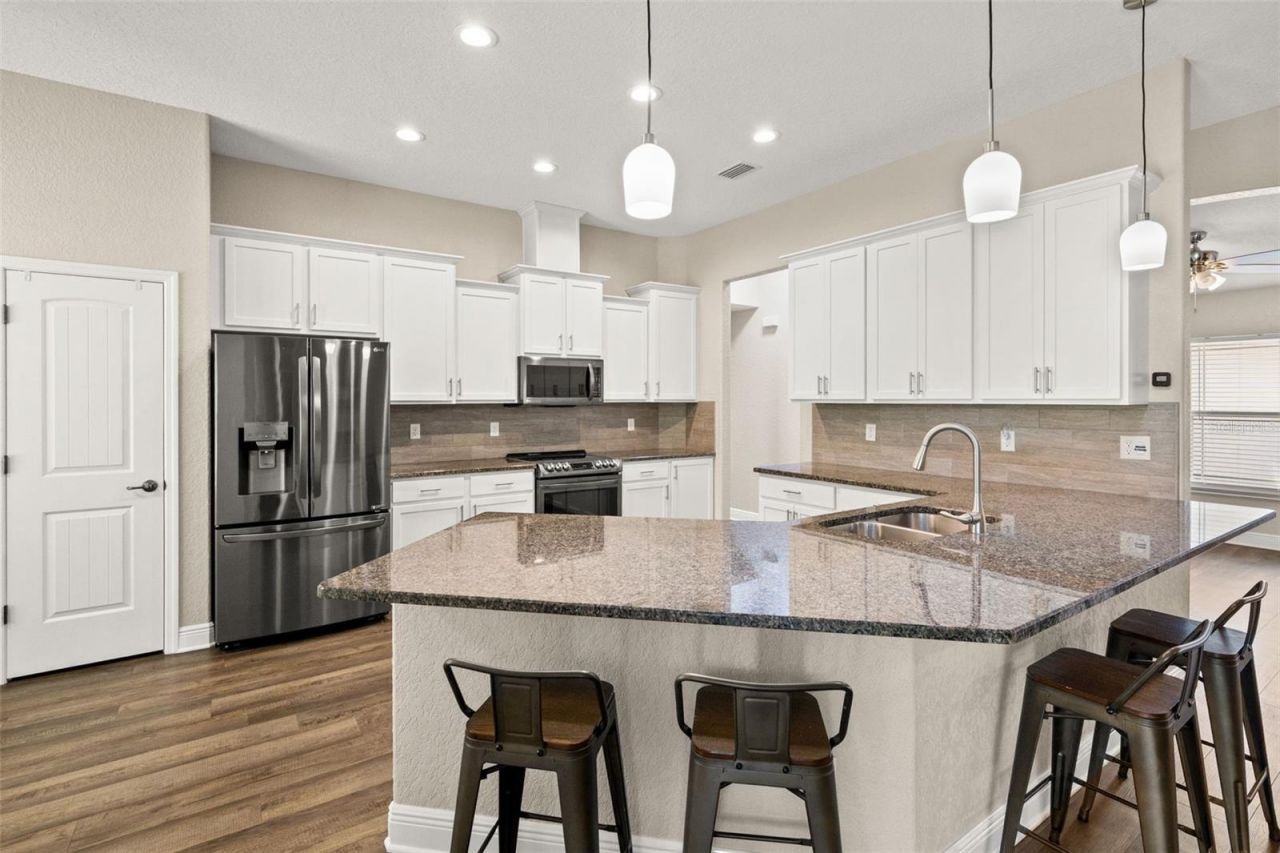 11099 Yellow Hammer Road, Weeki Wachee, FL 34614 Photo