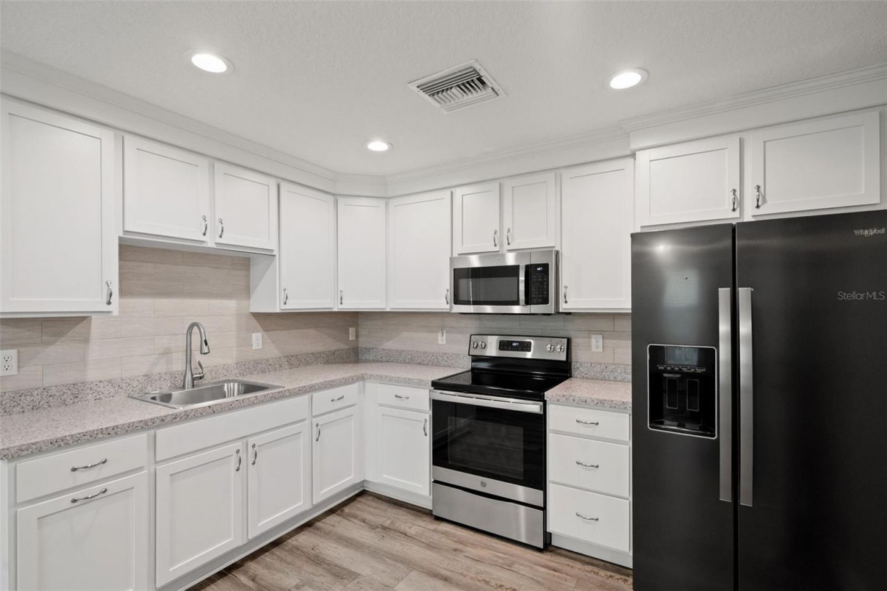 11099 Yellow Hammer Road, Weeki Wachee, FL 34614 Photo