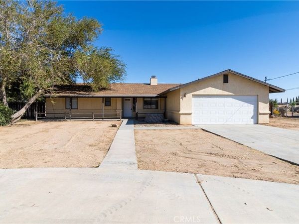 19014 Vine, Hesperia, CA 92345