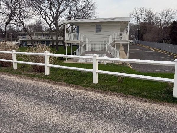 52325 County Road 48, Unit 8, Southold, NY 11971