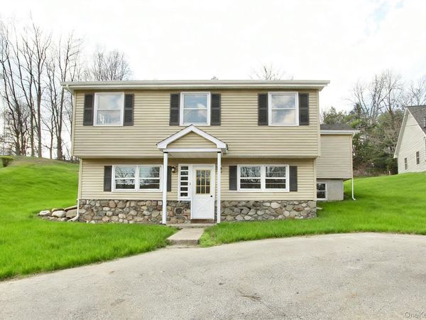 12 Clove Road , Salisbury Mills, NY 12577