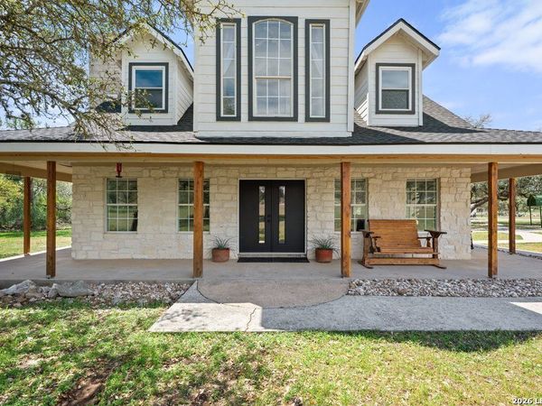 8139 Ozark, San Marcos, TX 78666