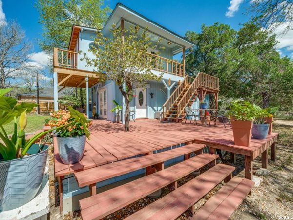 1723 Medina Circle, San Antonio, TX 78264