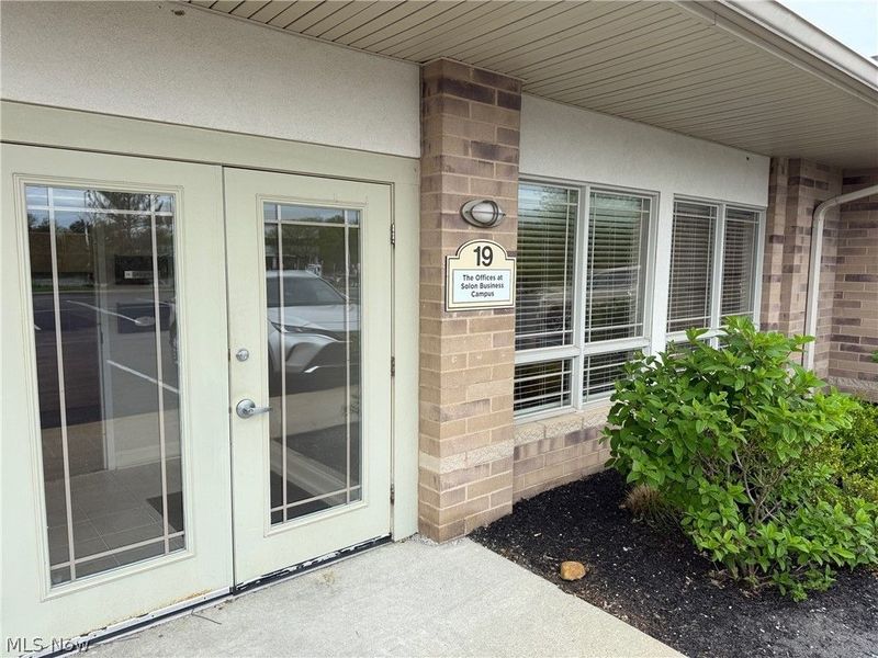31320 Solon Road, Unit 19, Solon, OH 44139 Photo 2