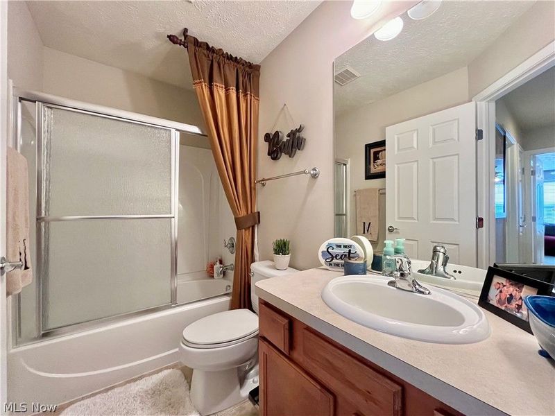 991 Croghan Way, Akron, OH 44321 Photo 15