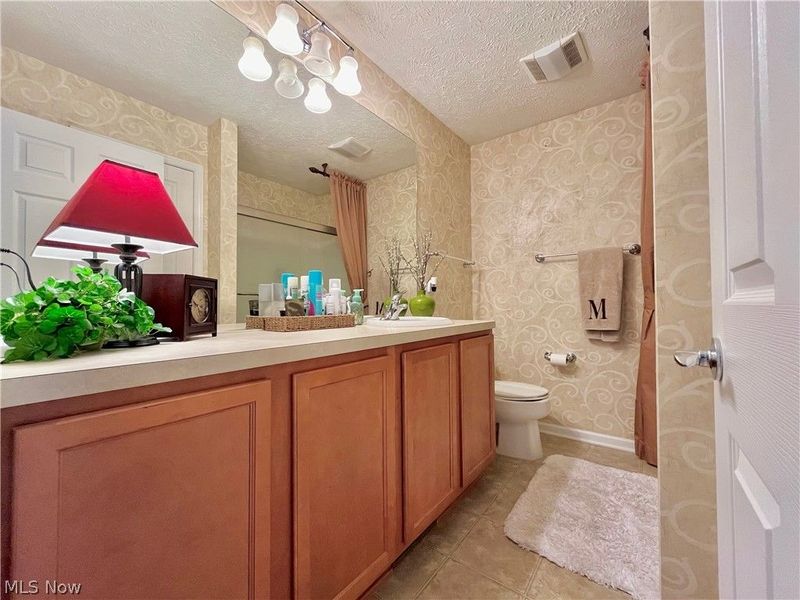 991 Croghan Way, Akron, OH 44321 Photo 21