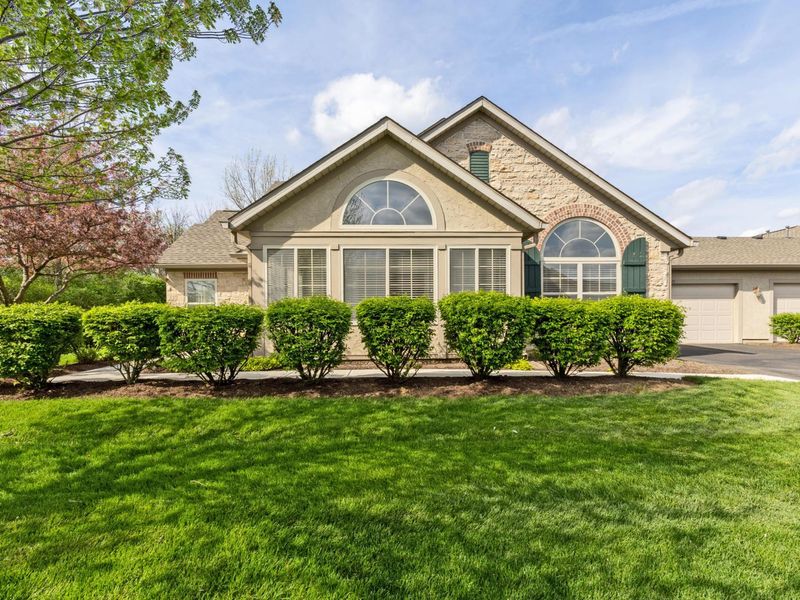 7775 Red Maple Place, Westerville, OH 43082 Photo 2