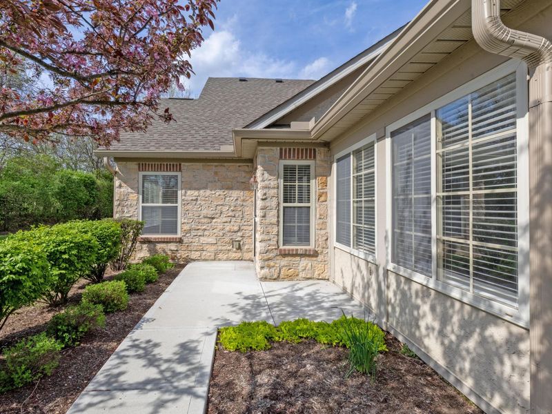 7775 Red Maple Place, Westerville, OH 43082 Photo 4